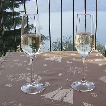 Casa Palmira Daire Brenzone sul Garda